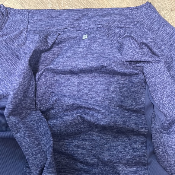 activewear zip up, sweat wicking jacket - Picture 3 of 3